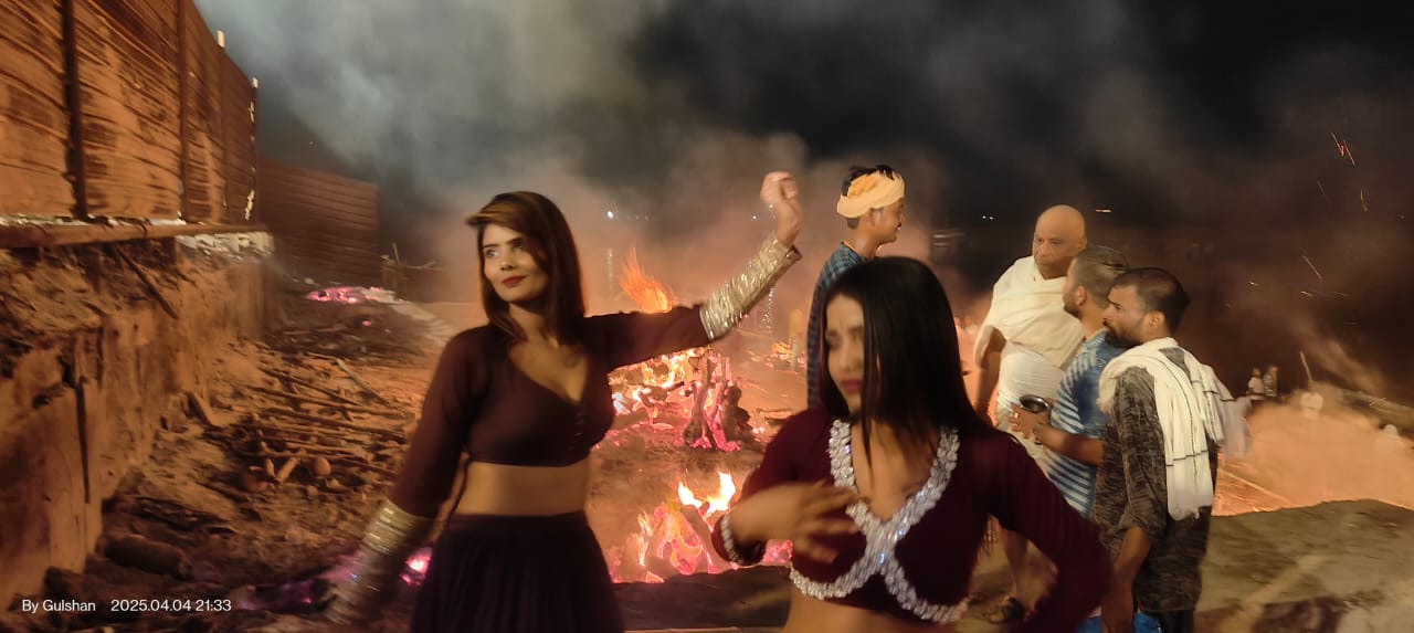 काशी: जहां मृत्यु उत्सव है और नृत्य बन जाता है मोक्ष…!!
