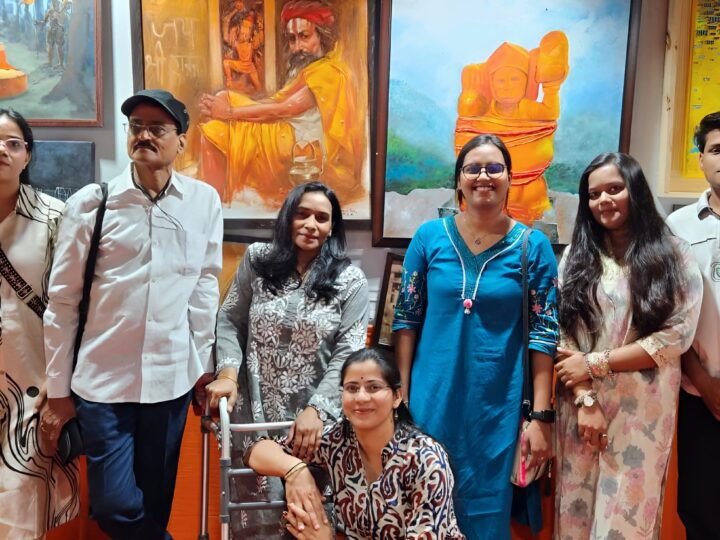 रंगों में इबादत, रेखाओं में रूहानियत…