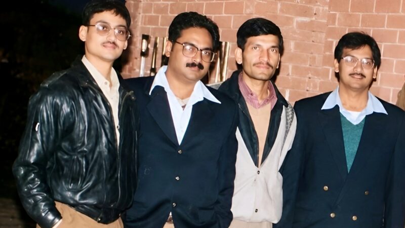 वाघा बॉर्डर : जहां खामोश होती है सरहद, बोलती हैं सिर्फ आखें